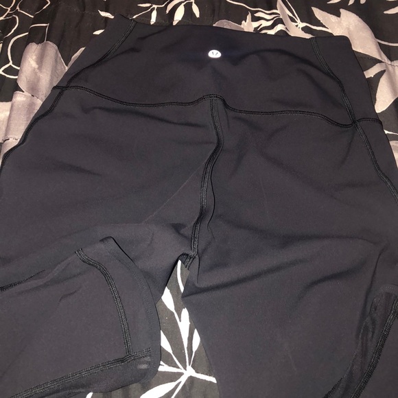 Lululemon Capri - Picture 2 of 4
